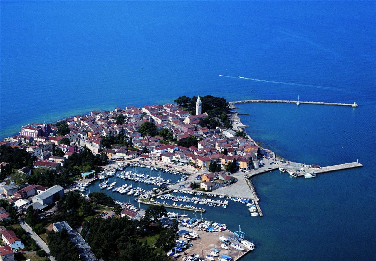http://www.solotravel.it/wp-content/uploads/2009/06/novigrad6.jpg