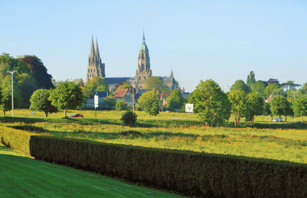 La Cattedrale di Bayeux giorno