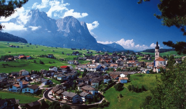 Veduta di Castelrotto Bolzano