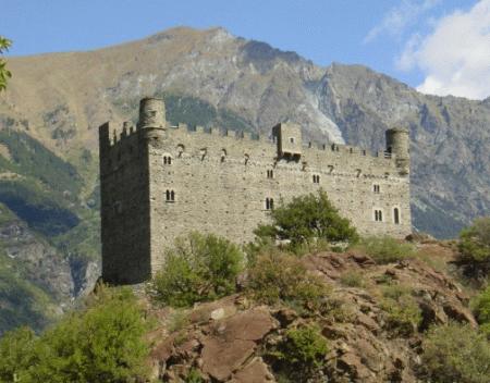 Castello_di_Ussel Val d'Aosta