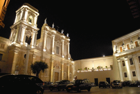 Brindisi Piazza Duomo
