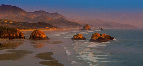 Tramonto su Cannon Beach spiaggia dell Oregon fotospettacolari