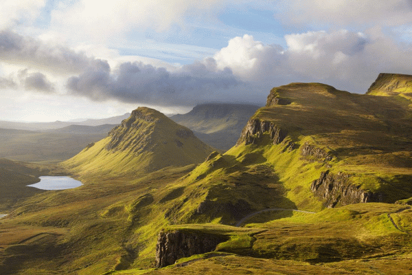 laltopiano-del-quiraing-sull-isola-di-skye-in-scozia-fotospettacolari